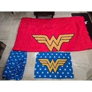 Wonder Women Full Bedding 3 Piece Set Comforter Fitted Sheet Pillow Case Stars